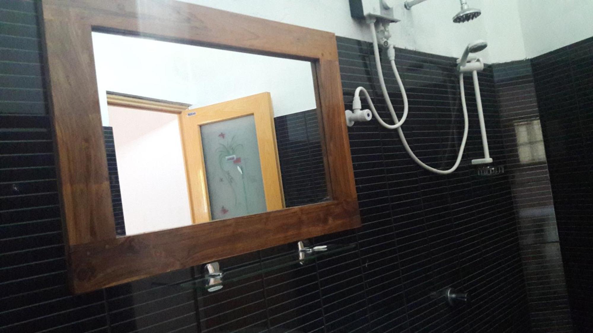 Share Safari House Udawalawe Bed & Breakfast Luaran gambar
