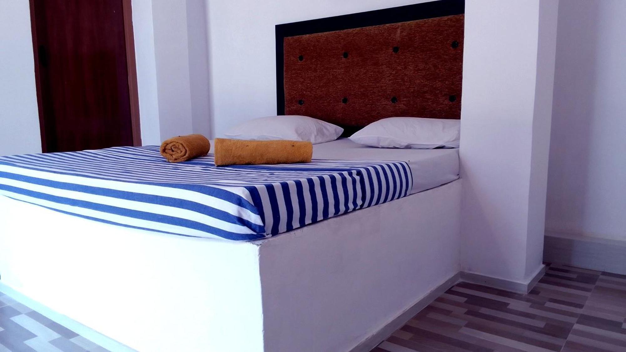 Share Safari House Udawalawe Bed & Breakfast Luaran gambar