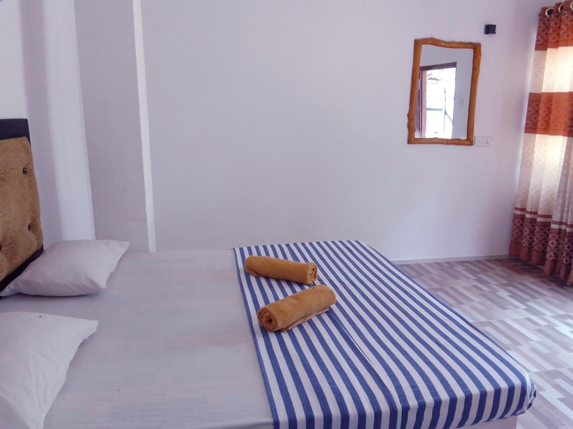 Share Safari House Udawalawe Bed & Breakfast Luaran gambar